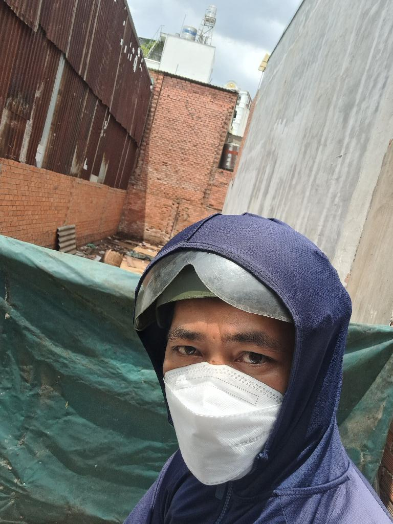 kkm-299CE62A-lwuaybot_14_lwuaybys