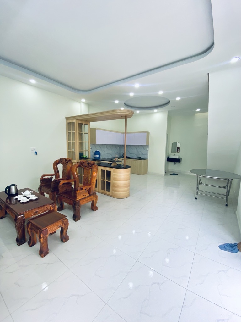 tqk-AE2A59AC-m0v0qtm0_145_8