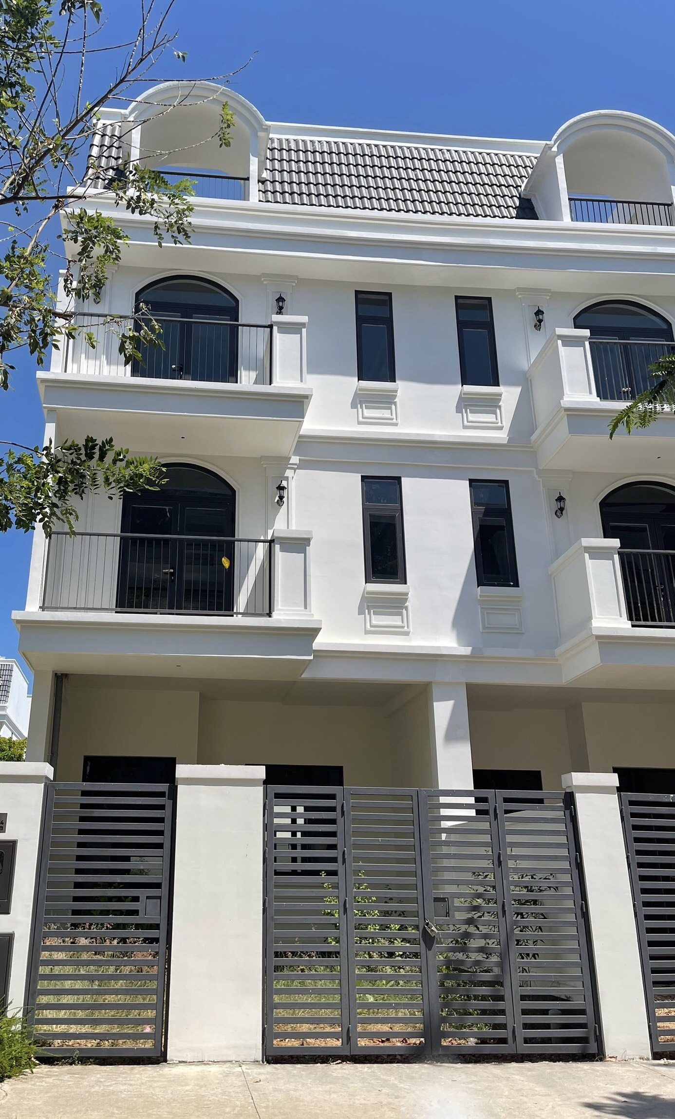 z5295046645031_813792b46183648a011f9c90caf4ffa4