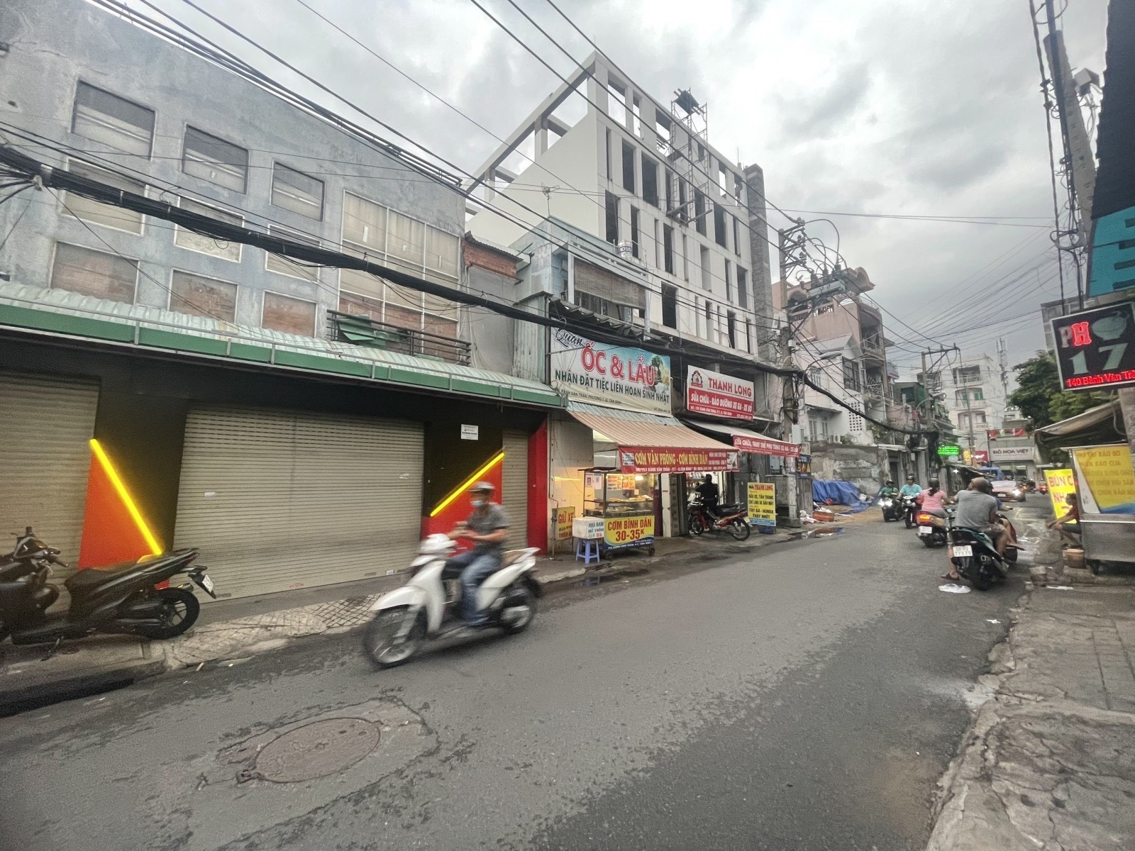 z5514937821702_de15c9c7b6b32f3704bccfbde6333044