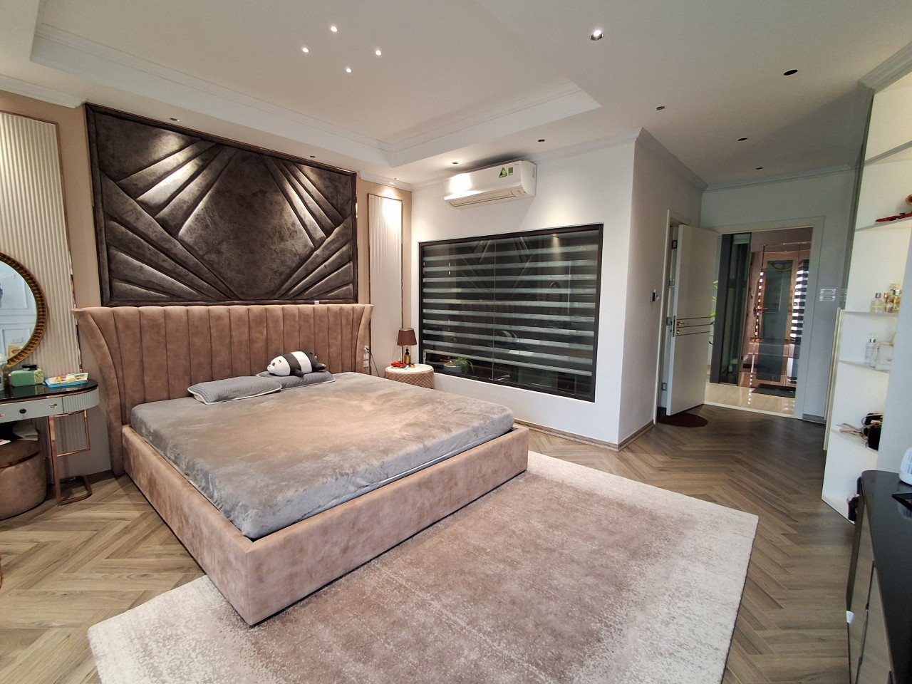 z5667193104638_05ea1c47063d1d86a05dce8772a5819d