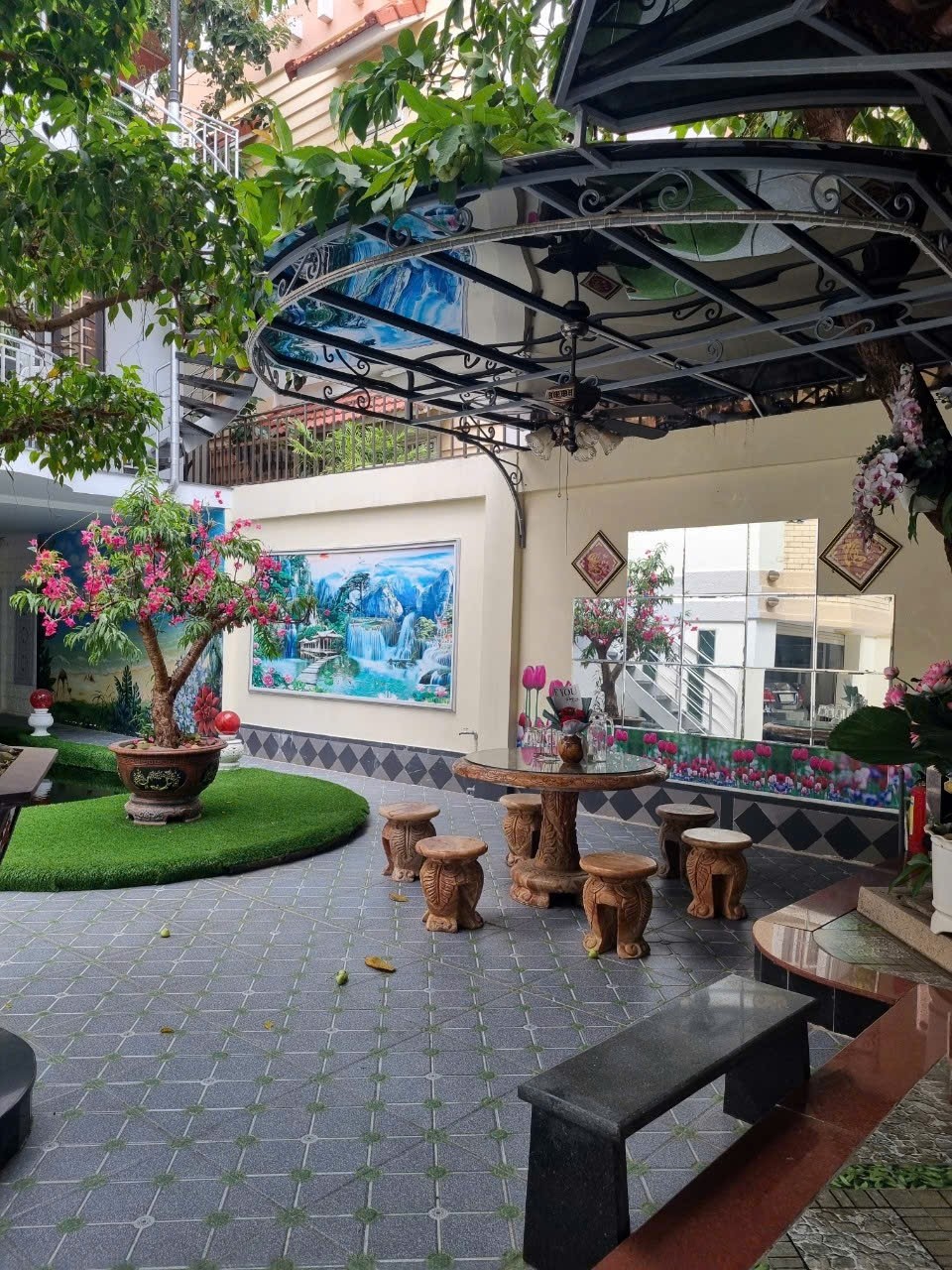 z5694749189382_c0d953c5e8496fc5638f40459f4dfe00