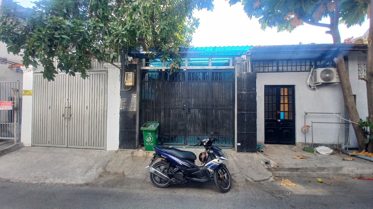 z5724949778330_2762c24dd1aae04efb07d4ce814e3efc