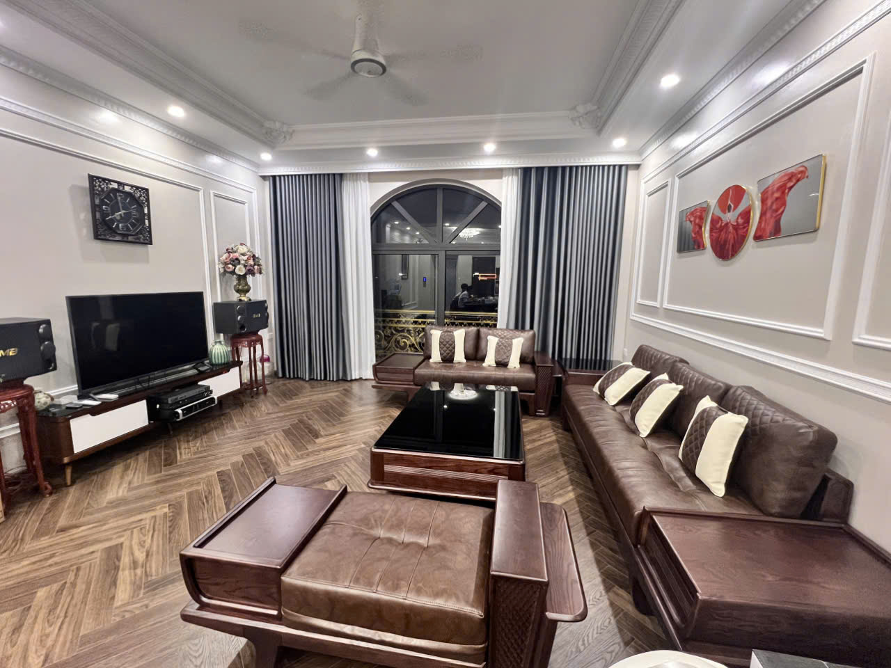 z5761856482617_3fcf635009424047069e0173cb329124