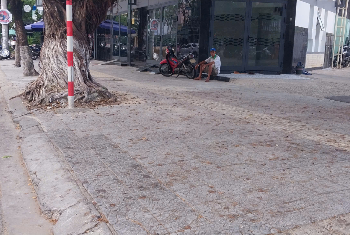 z5783052685417_383ce9e2bc37e8e8356bcf3b3c3b4daf