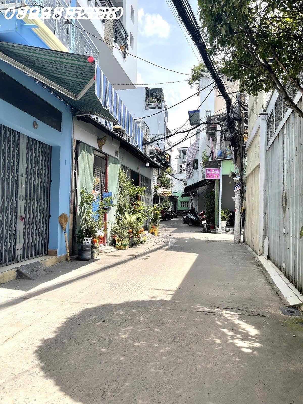 z5788352889109_7bb8ce25786db4e610fcca6d01fa1b13