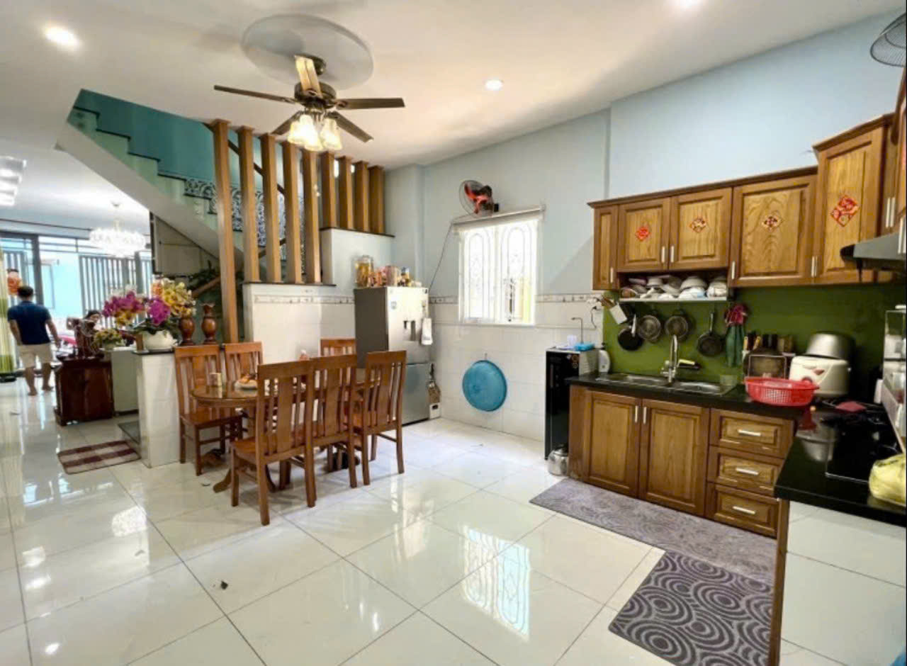 z5790237848383_acca8261bf14f4245391277c4a97ee4d