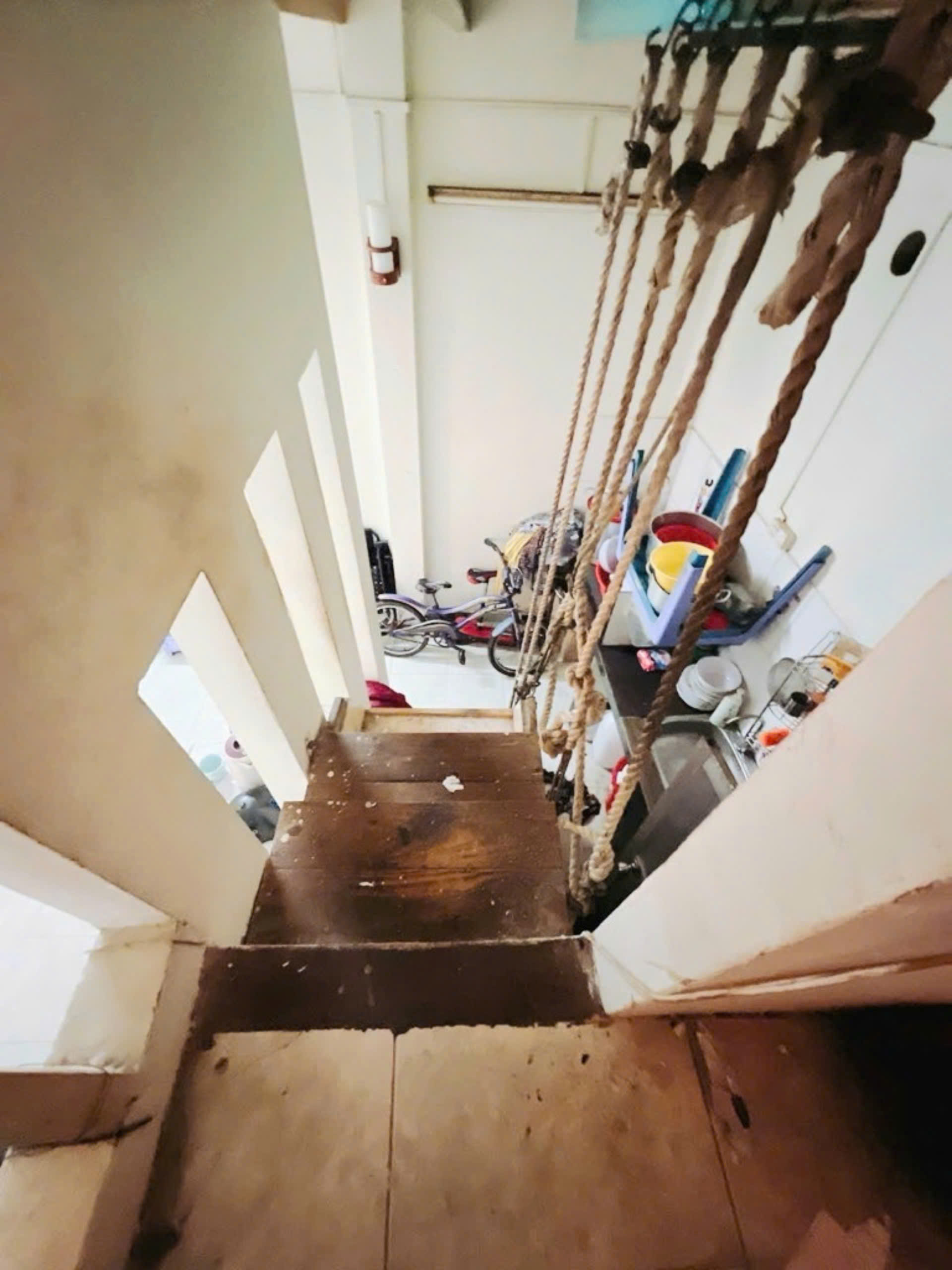 z5791950845997_d013f5ddc20db00c9a337b2a122fa852