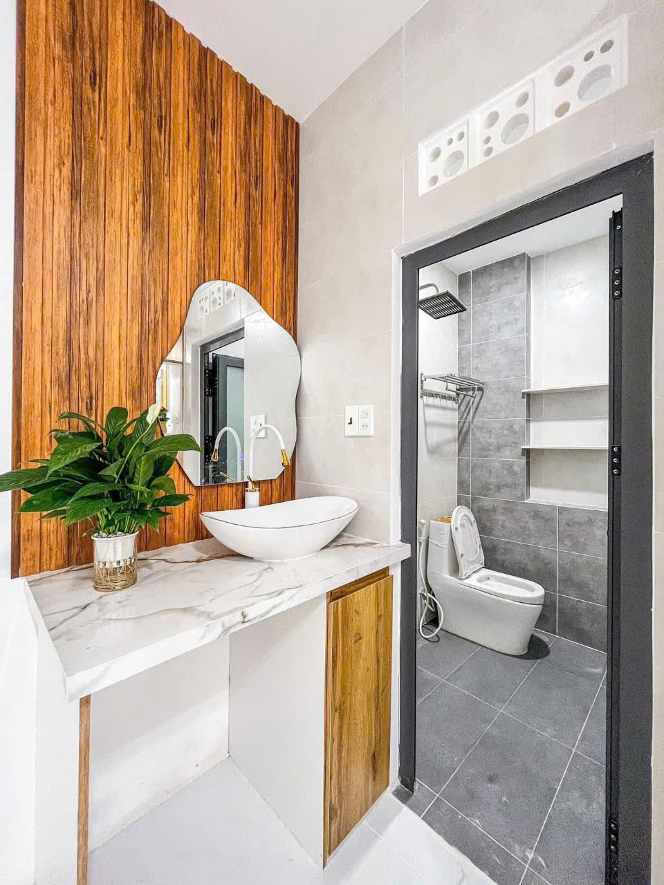 z5797282023004_ce5260b04f1a4388d2e5ba56b3ae160a