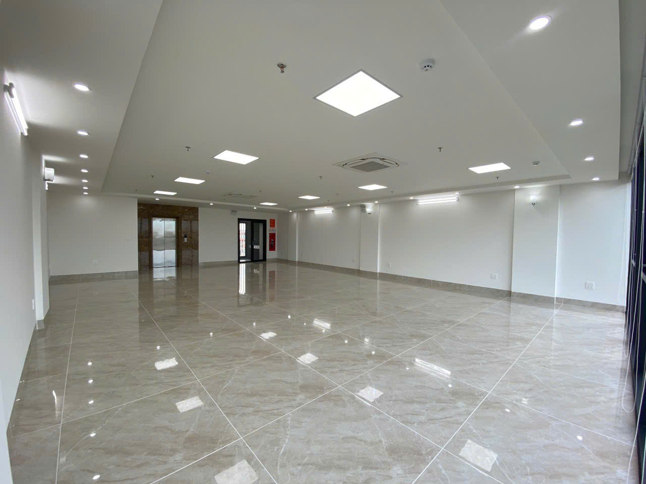 z5801996308930_af92527edca307794437c549a71dccec