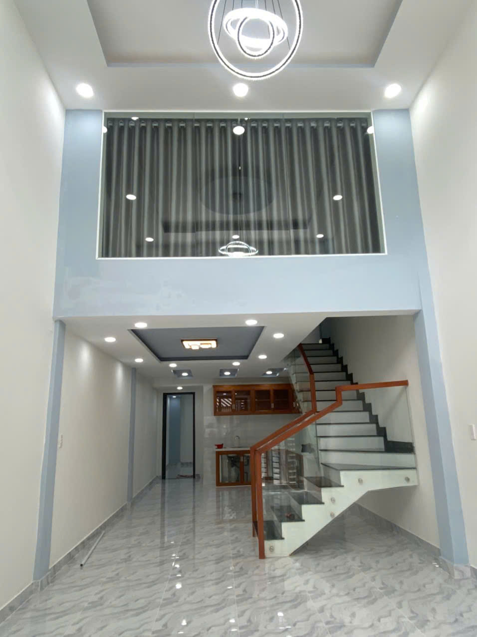 z5806330927860_18011b897e64969b606492f3c56b2a25