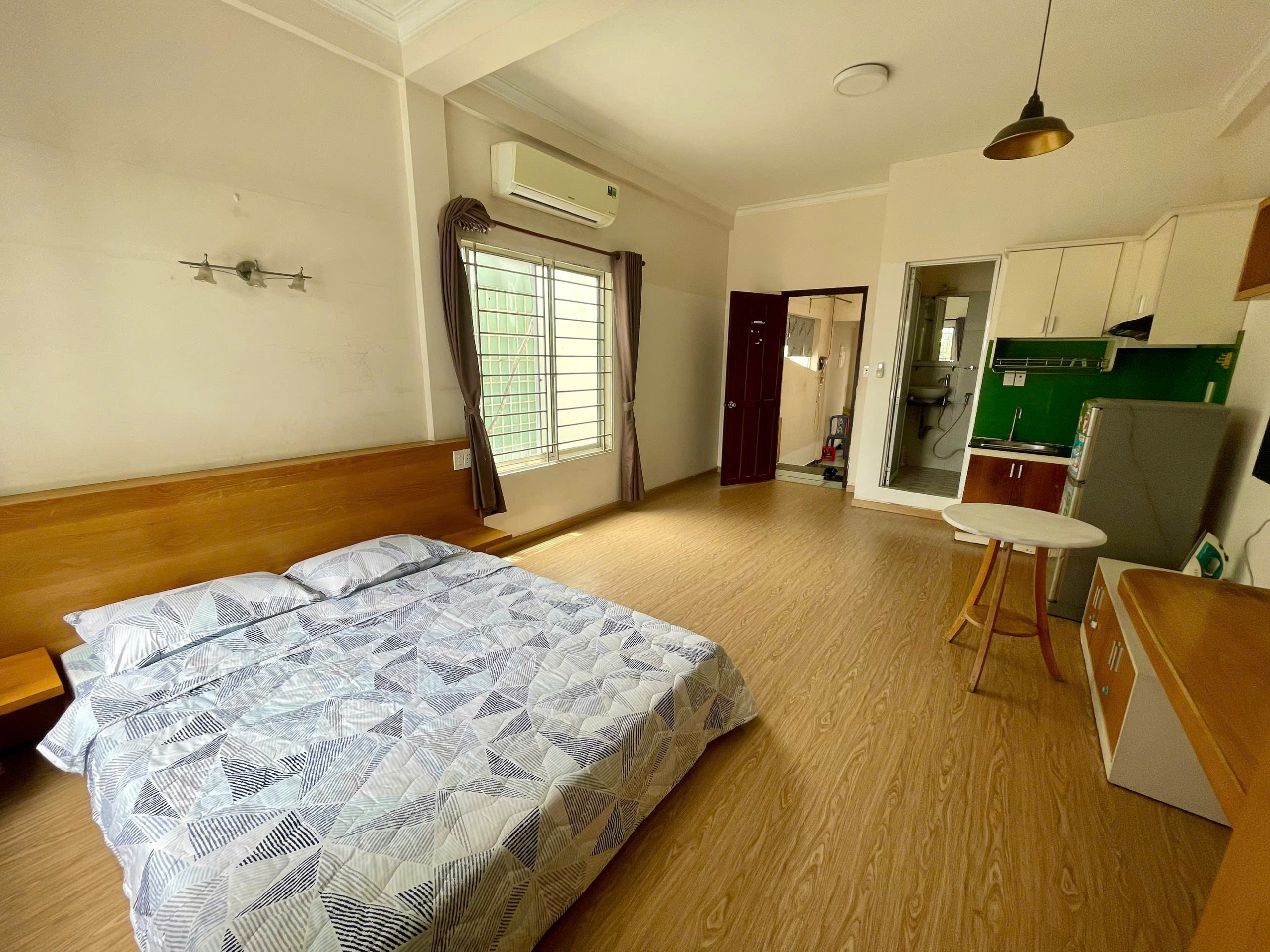 z5812833134838_7587acb4b51f205c71852cadf23cbc40