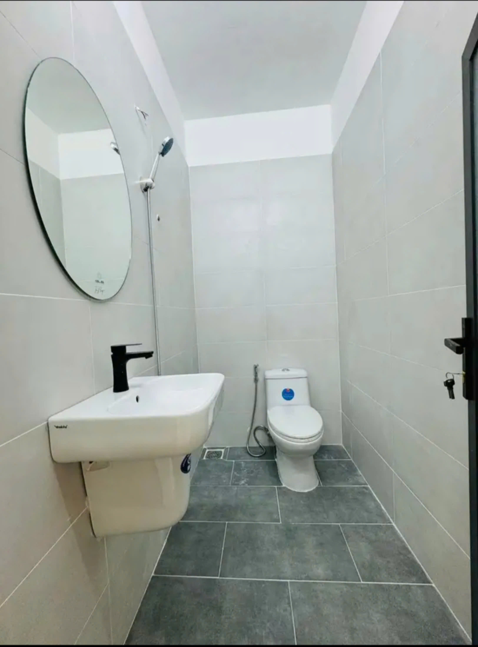 z5816326882102_feb3129ebf1404008cbba719d4c70d93