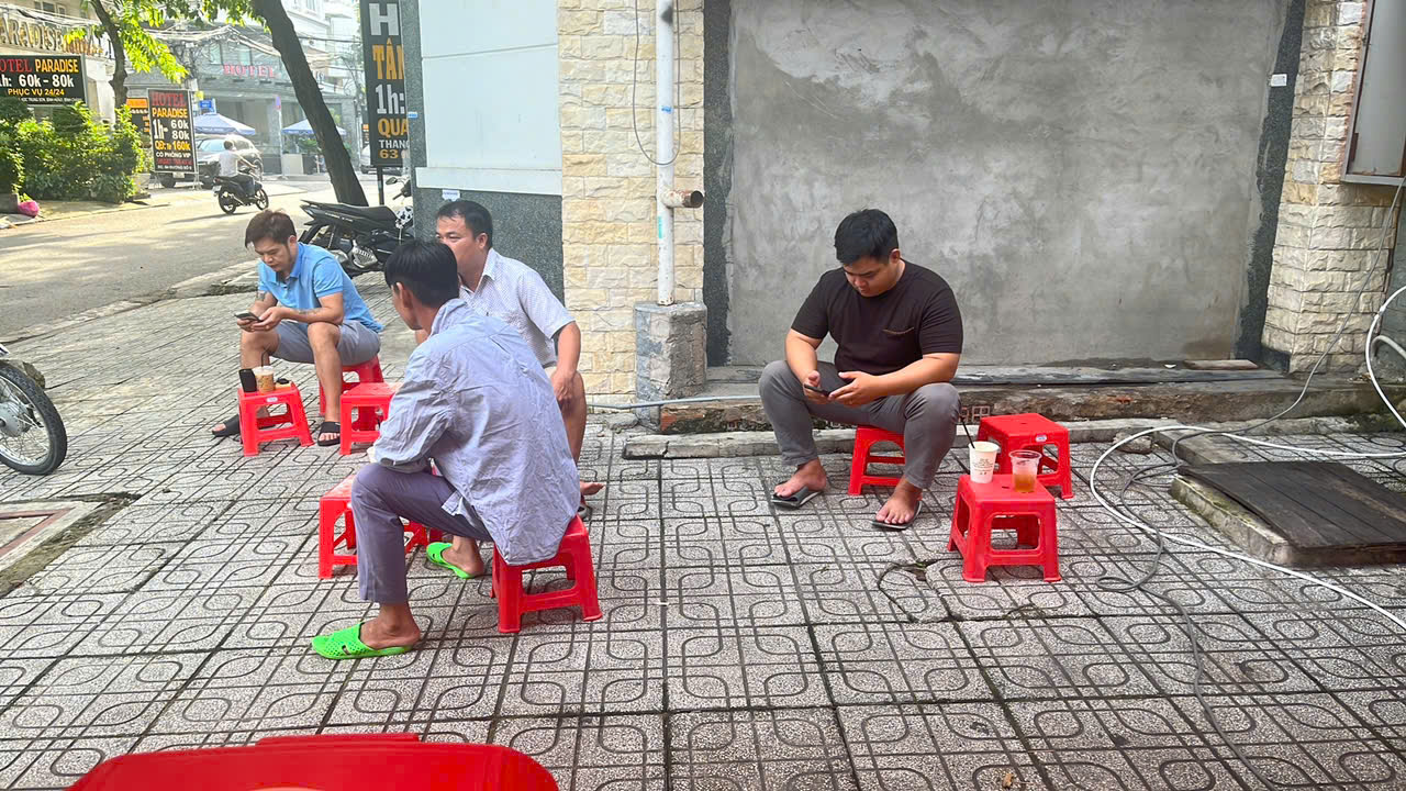 z5819554223251_06182de4d329fa5d3871fc75687d1328