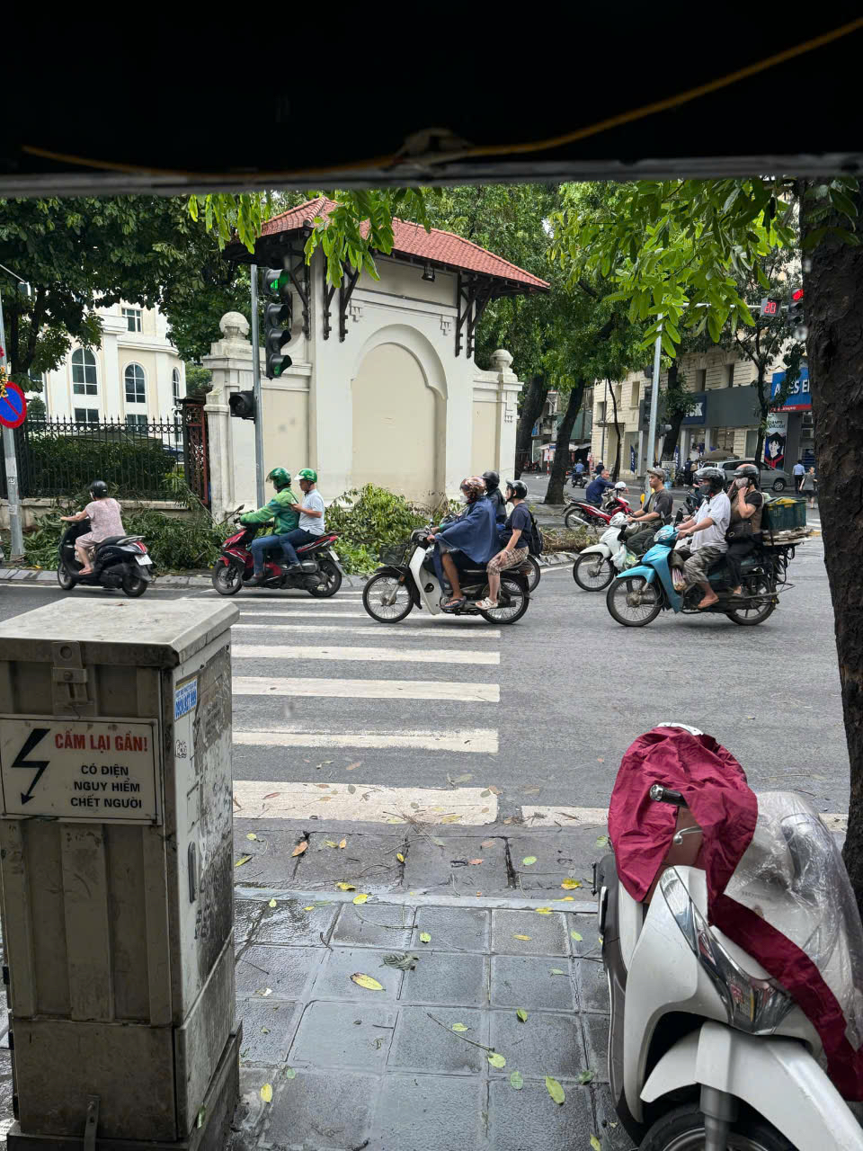 z5820818927921_81c608f4ccd89833a18cd4d9b08b7d0d