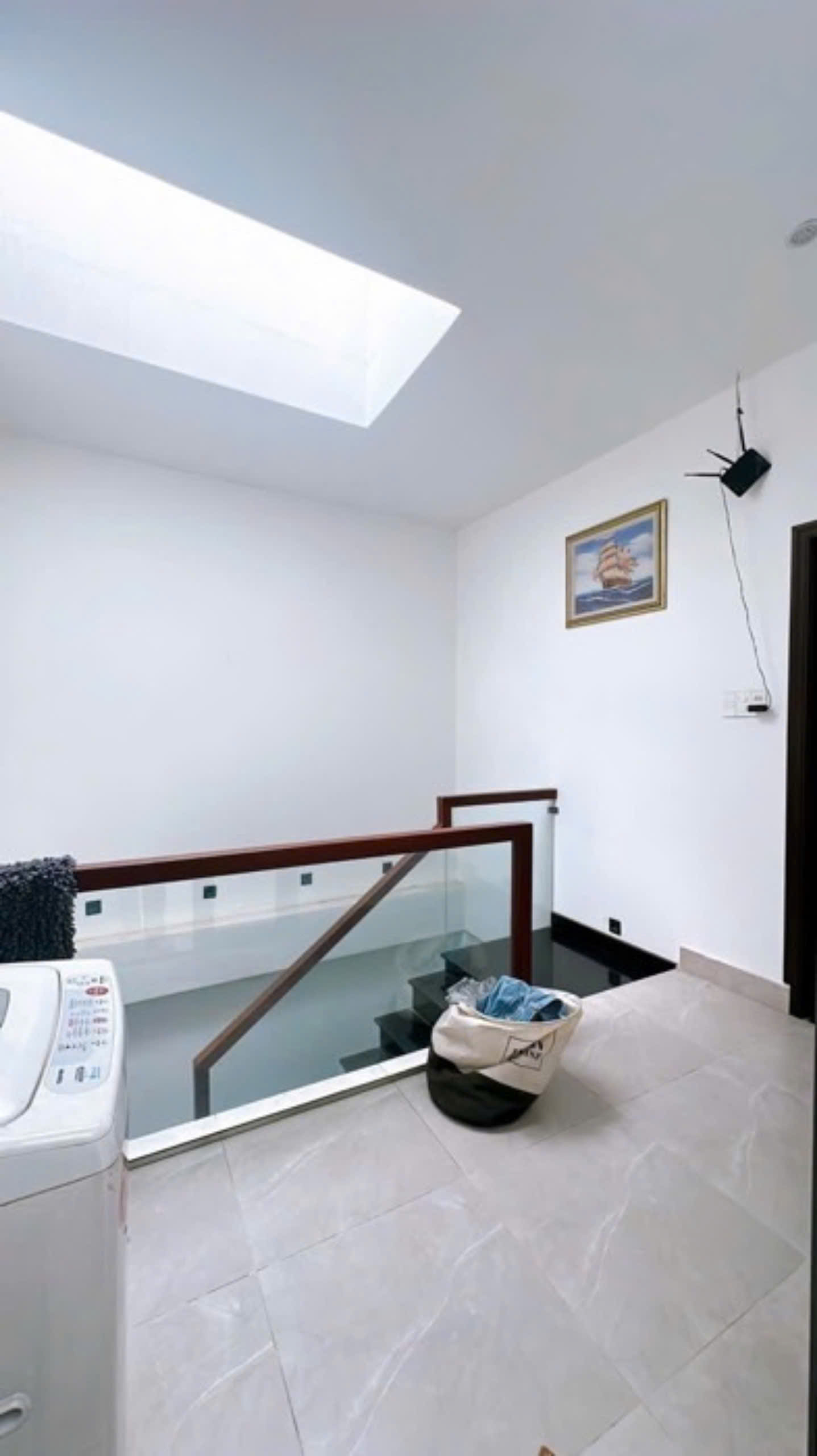 z5821053893529_4cd677610b5c408d62a98f79837a61a0