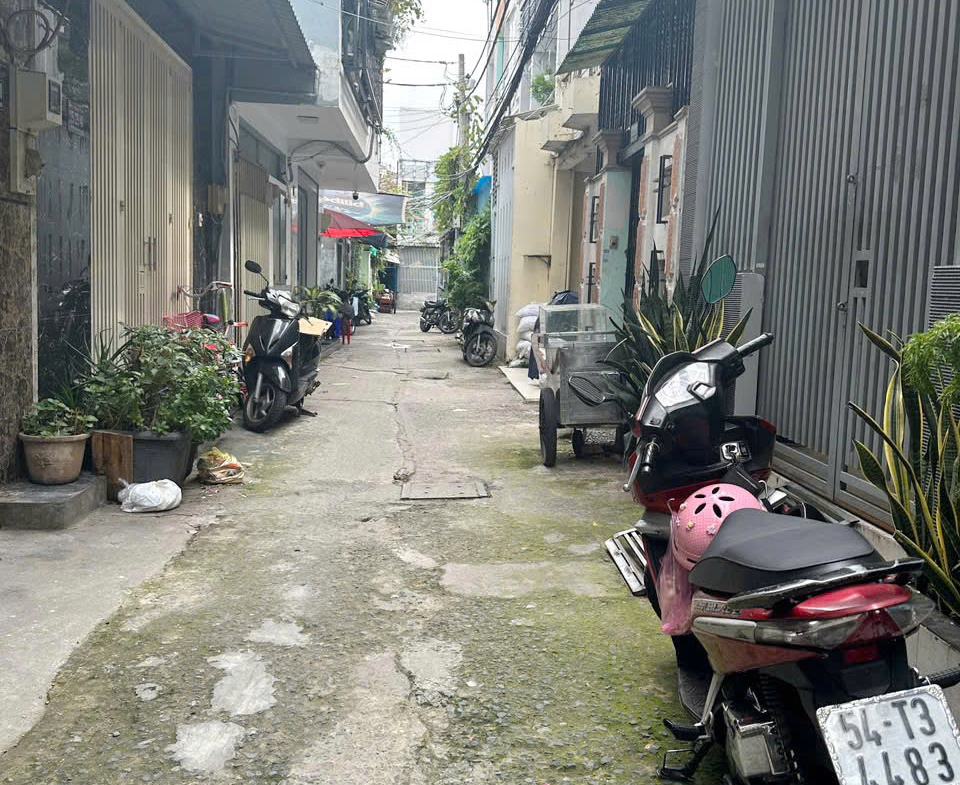 z5822900956002_cf0caef127f896cb91e6aeeb78a0cbc7