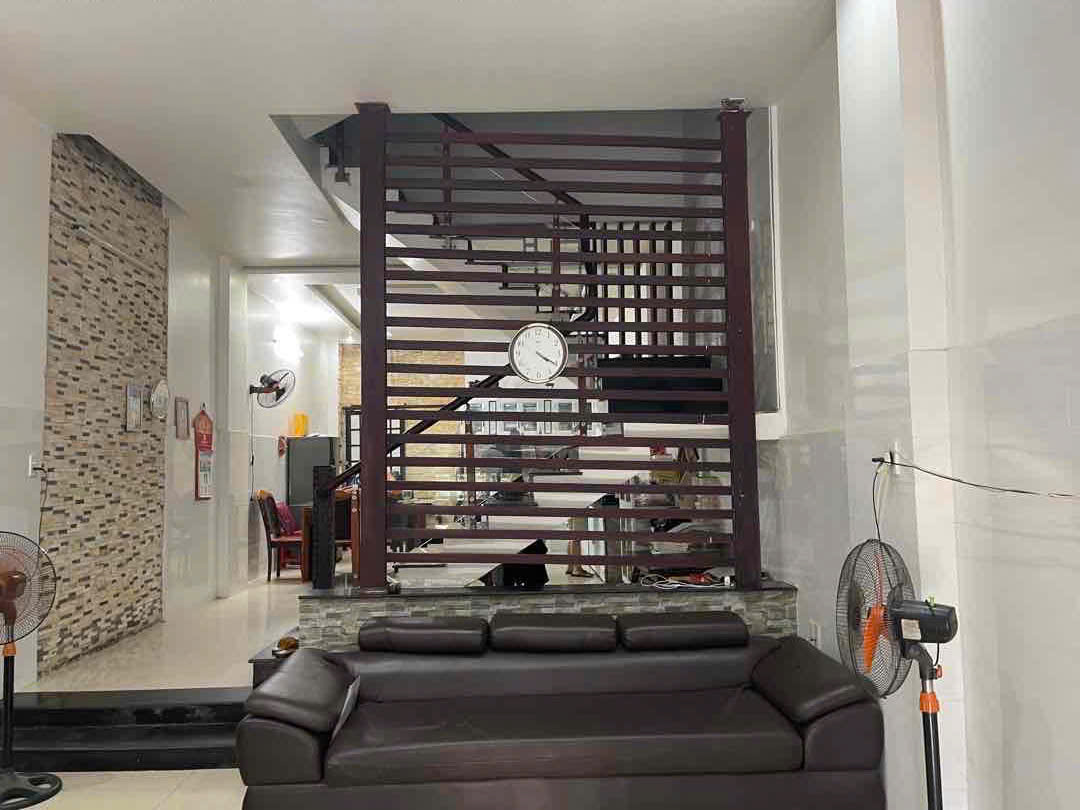 z5825569913603_d143d9baf3f493528ceb041fec58feef