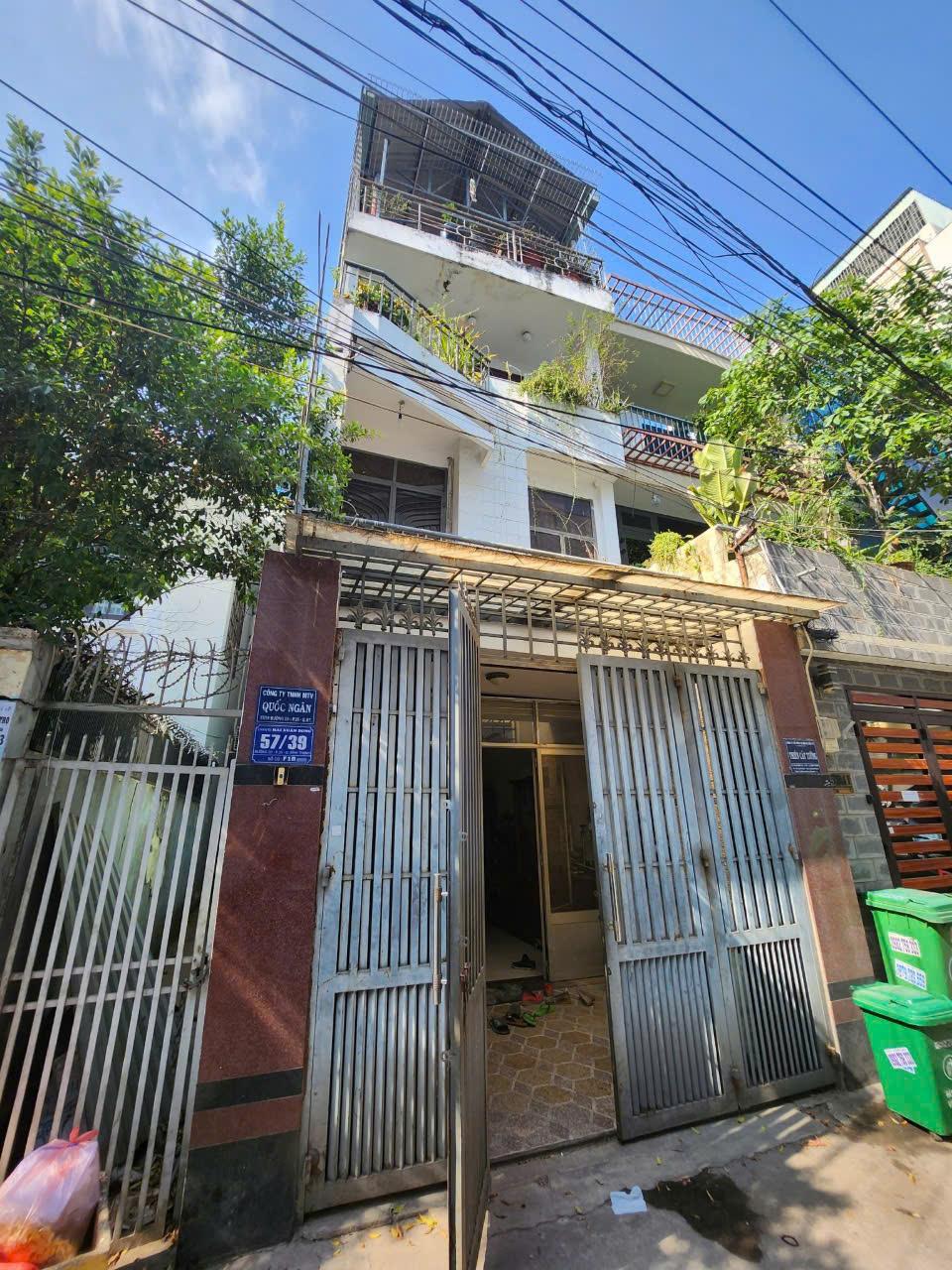 z5826986004879_7f10494882a6eab279160cc2be1dbf7c