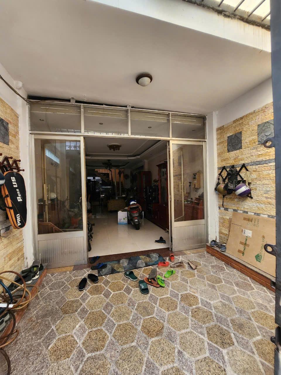 z5826986022777_4b58b8efd3138e9a268de454f97368c1