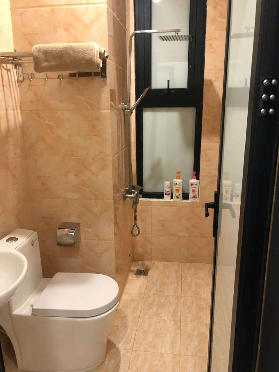 z5829529495544_7b24404e290f5019a4775708d76d81e4