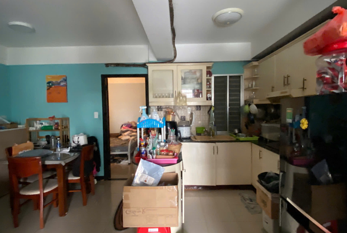 z5830372165532_40365a80ca5f481eab457d314d9c1a6c