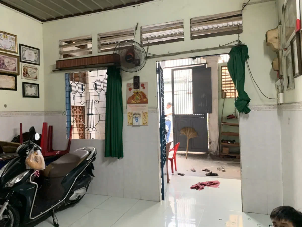 z5835781443451_38c0d4724f7d1cf2ed25b49dacb15a99