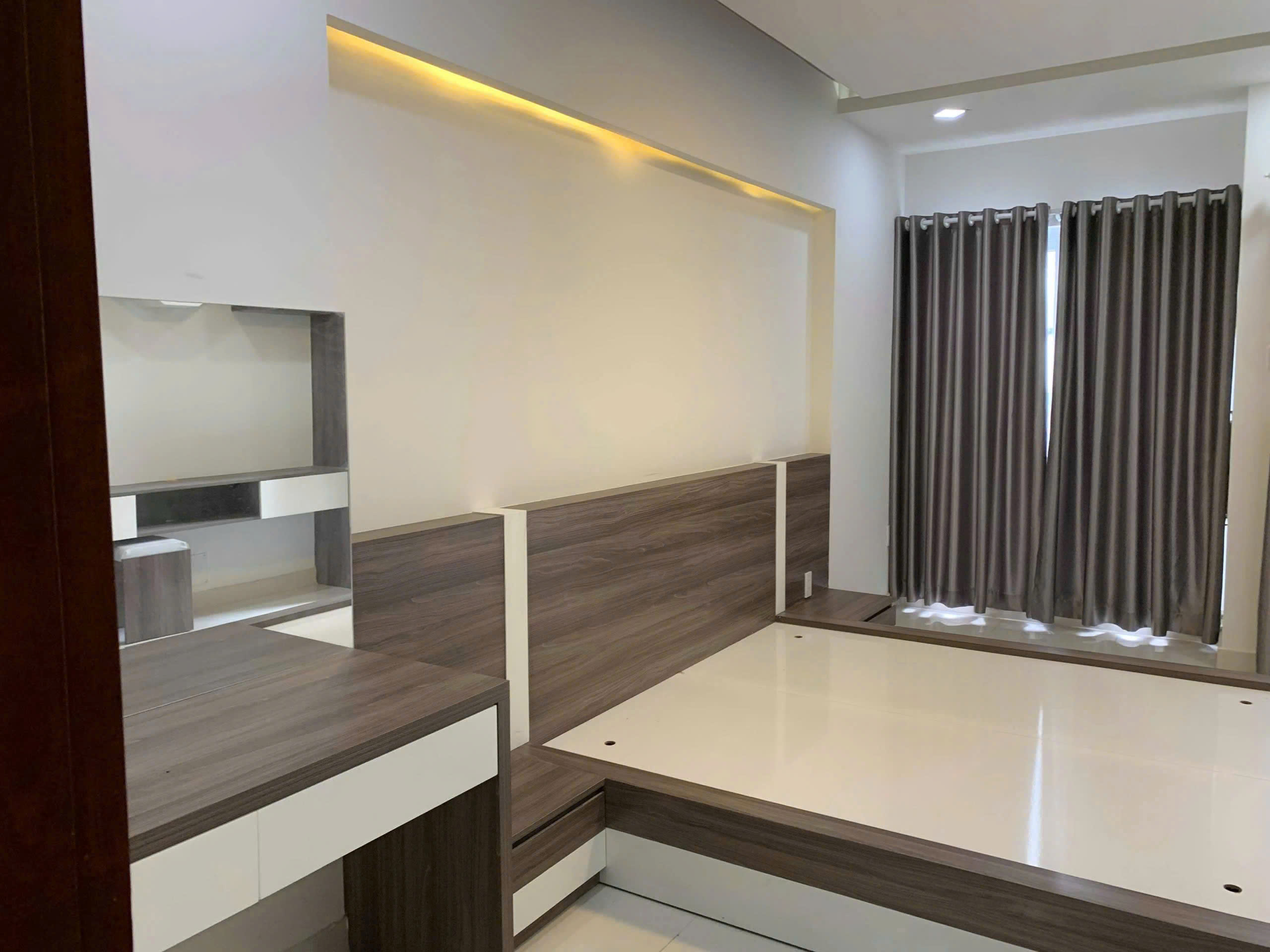 z5836217405184_da87dd2917902e57c24cb39e96902362