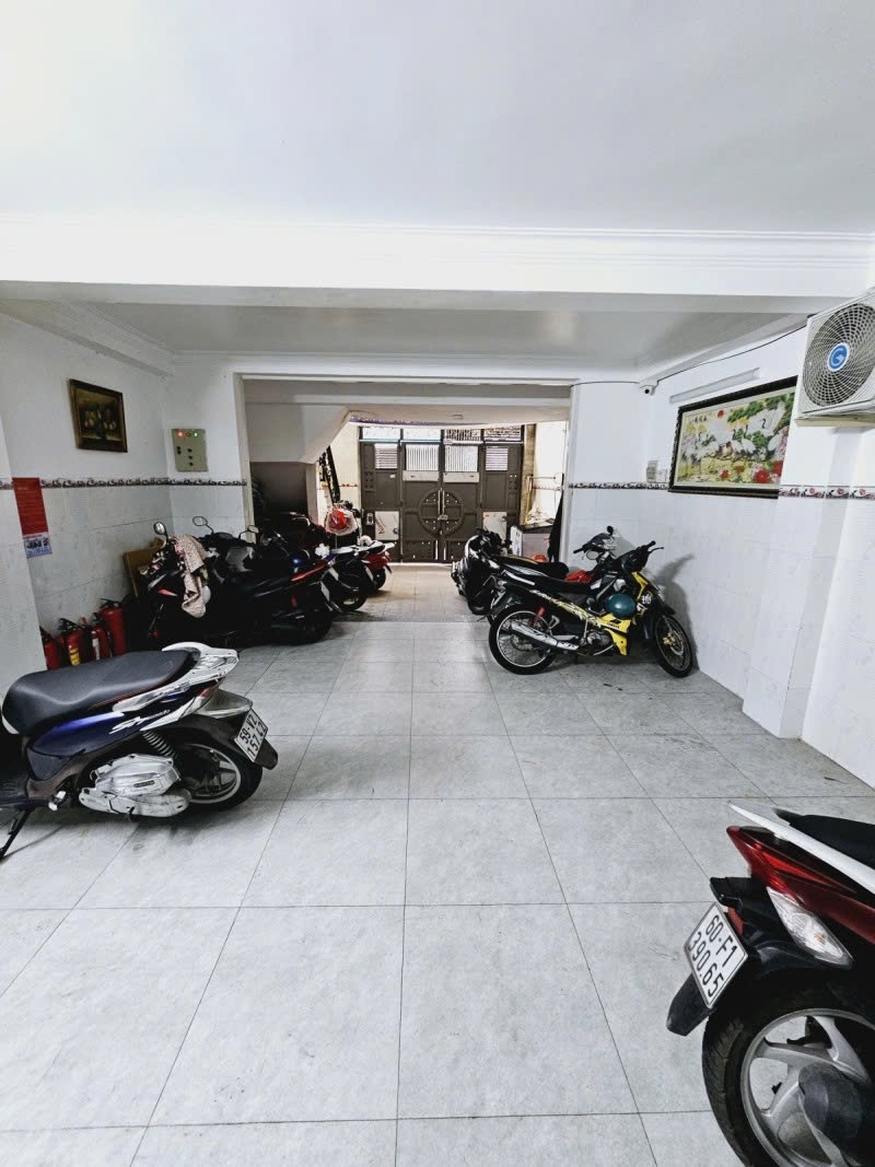 z5840494925044_26252e0c10e7c194137f08e257f469d7