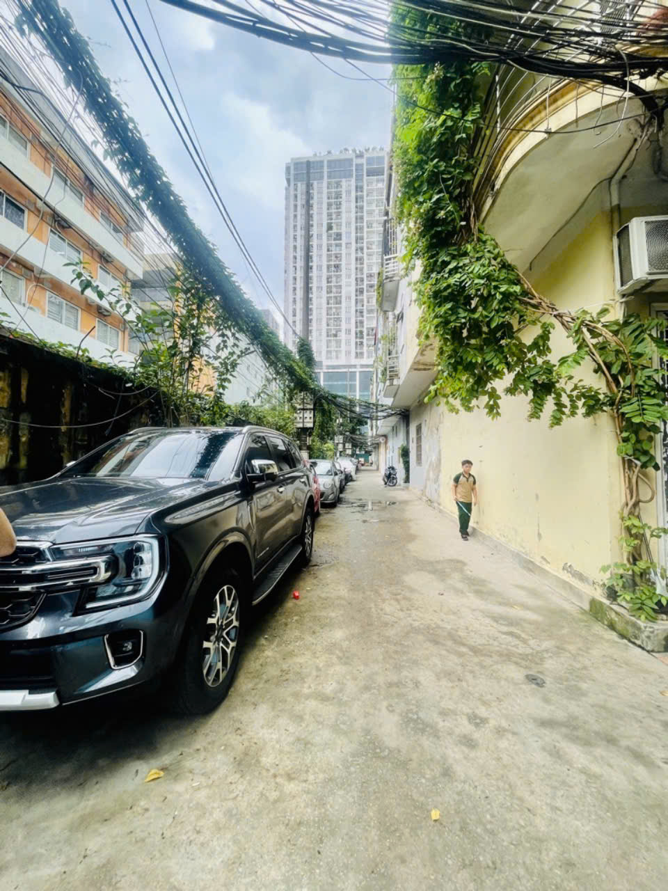 z5841503143487_380993e7de4f3c8d94a8d9165eb126f7