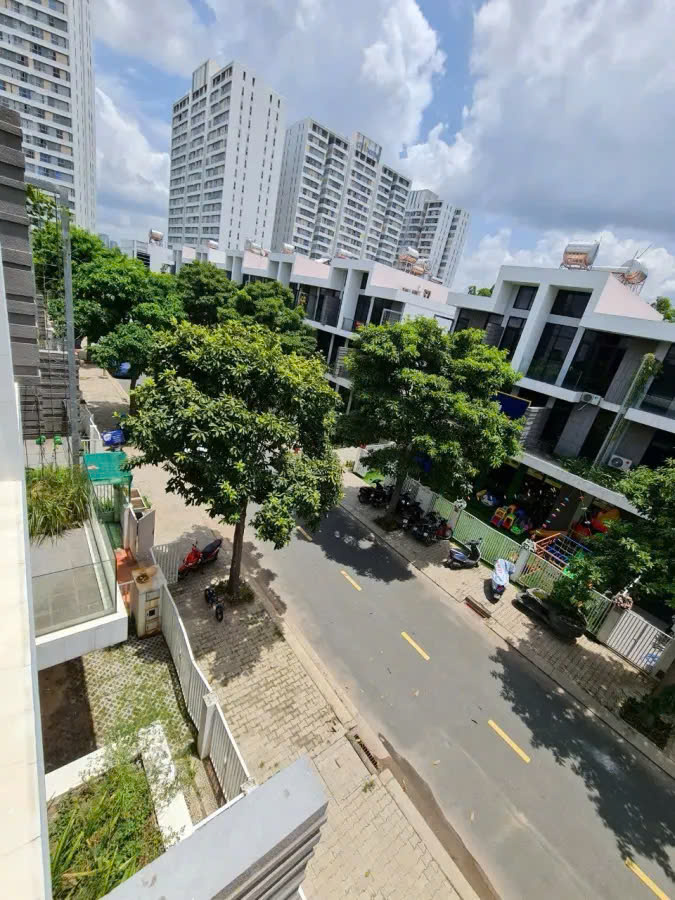 z5842105595731_d74518dee99de04d0fed217e8a9b4034