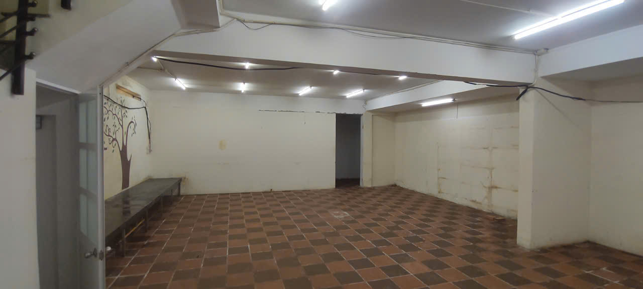 z5843004242511_941c7bd5330d214e39802c74a3567b0b