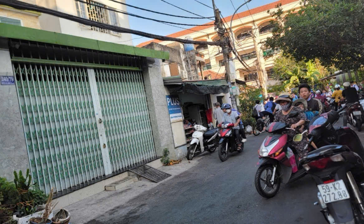 z5849829198653_b8b894c02a45b60d5255c9d53af56e72