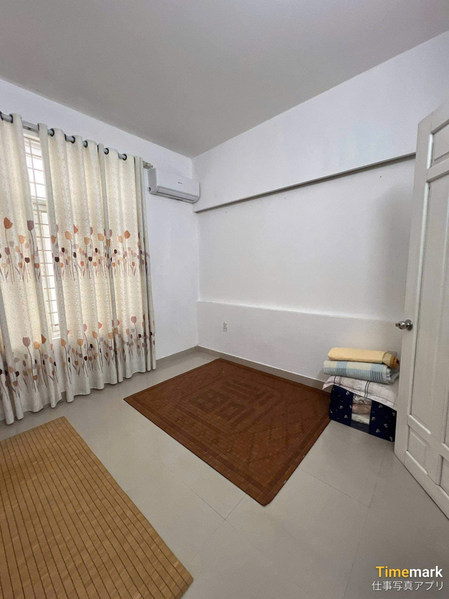 z5852030362047_81619ecb677bc136be933381f2377365