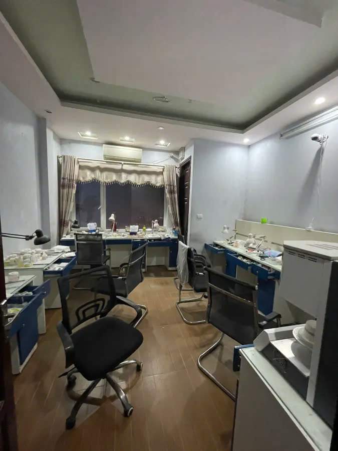 z5855929989657_00b97c3fa3dc1c0795f265b8ca7c4bae