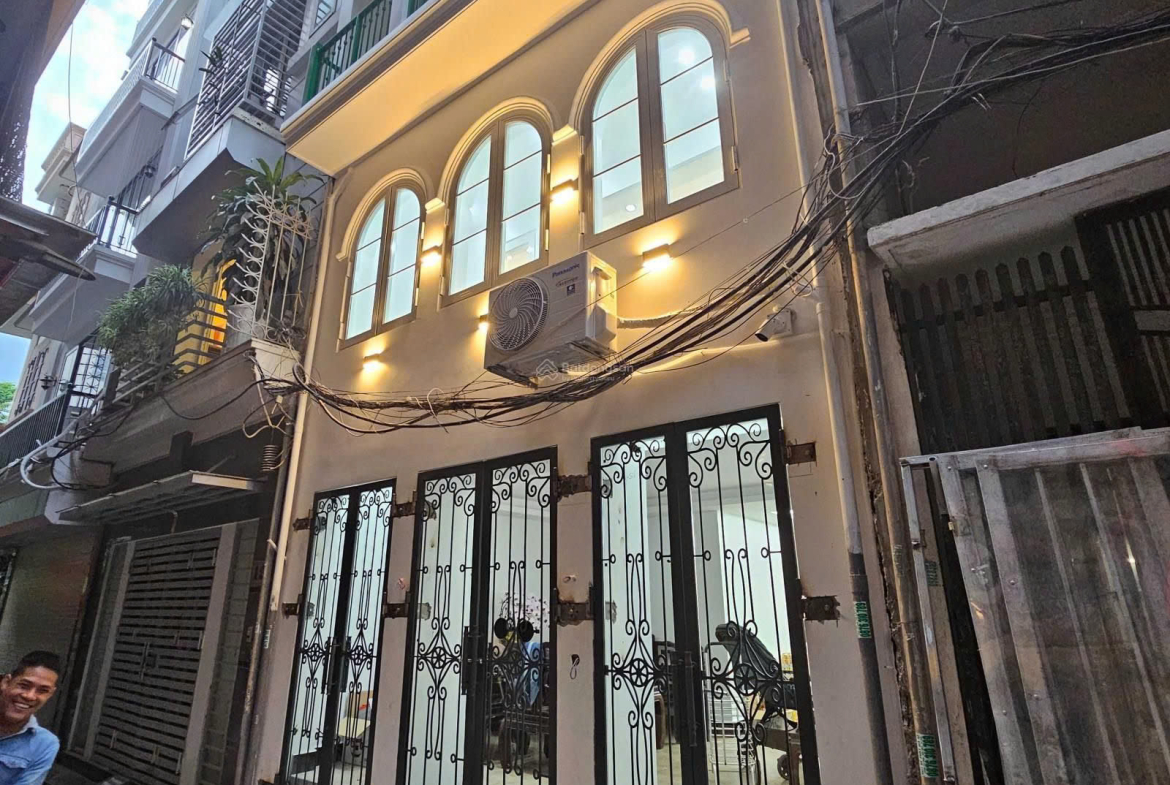 z5856188241084_39fe80ff6587f6fce2a8a9a156ec39e7