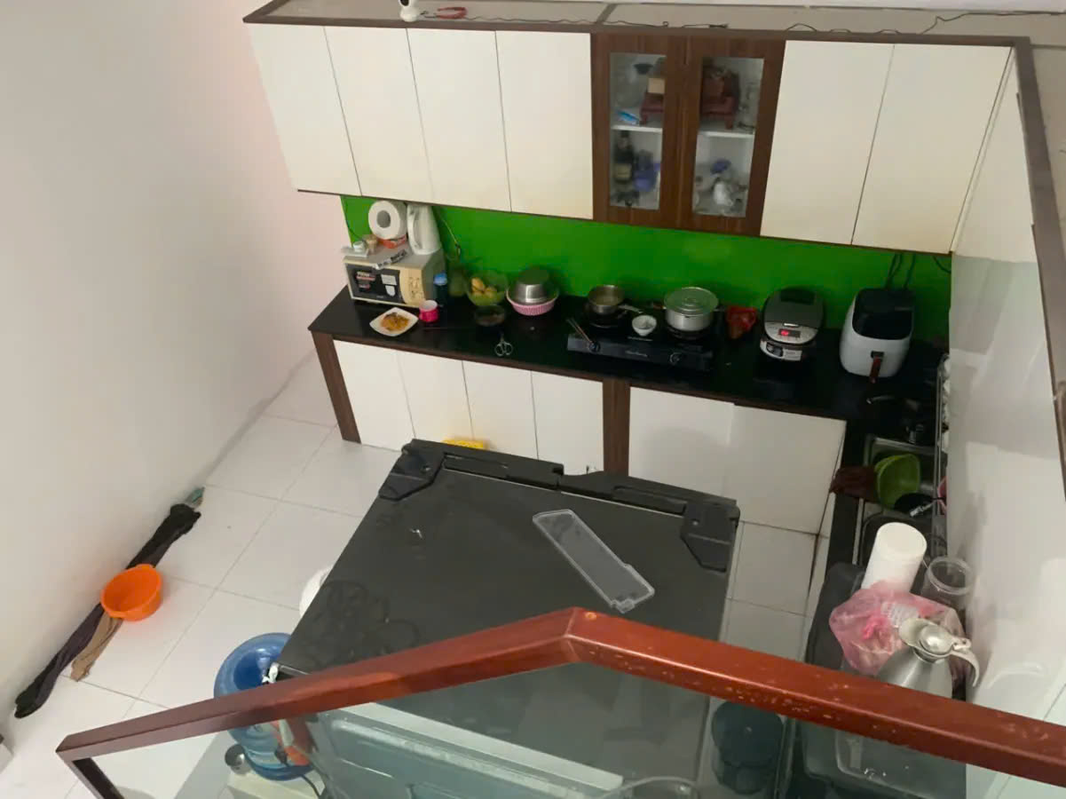 z5858410420644_f60512aec0404606d90e154242bb4933