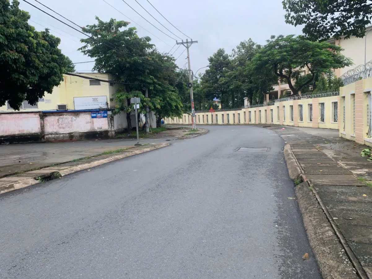 z5858410502776_34e5cb854f1331365a26ef677cc58cf3