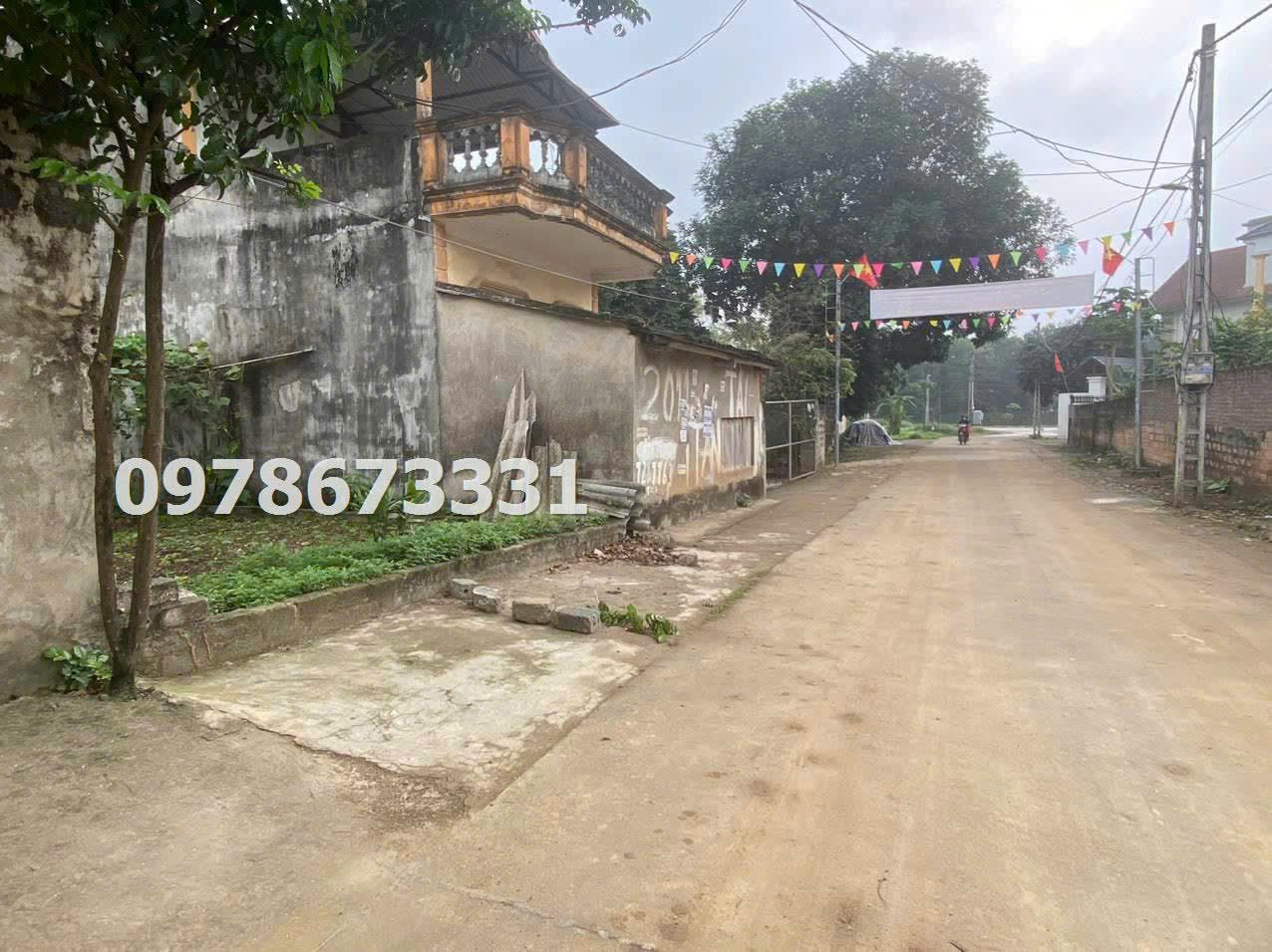 z5872438538323_69d03c397ad7f448ea40e8c63108f3c4