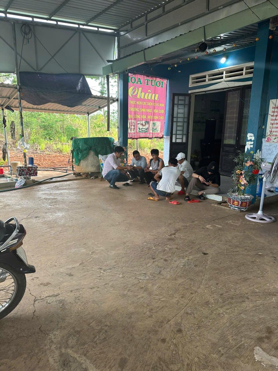 z5875089268240_0379051f26f9aebd266ddba373458459