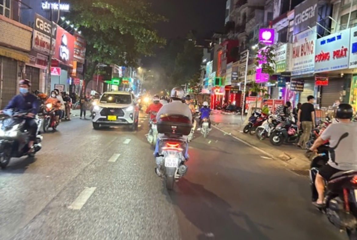 z5879854544806_4f04a2783adb588e47bcb8db9357640c