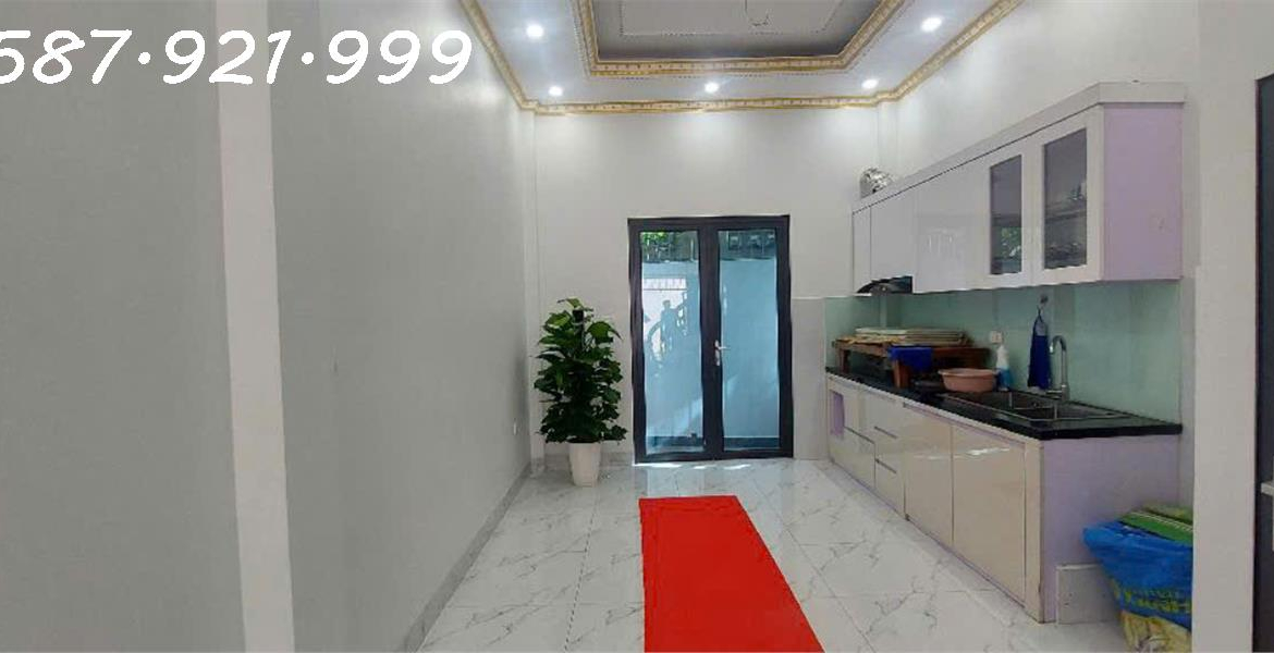 z5881476366979_91c720d5c96165c941a68e782b348bc4