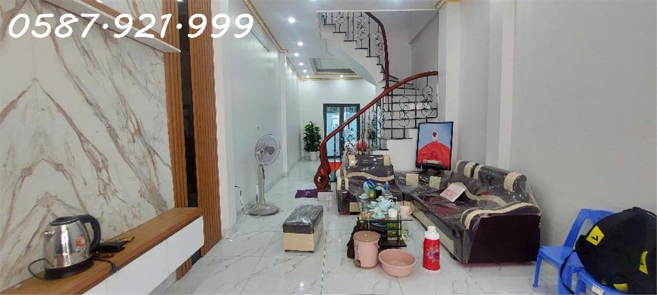 z5881476366984_e94705c5cfd14c78af695741937c98e3