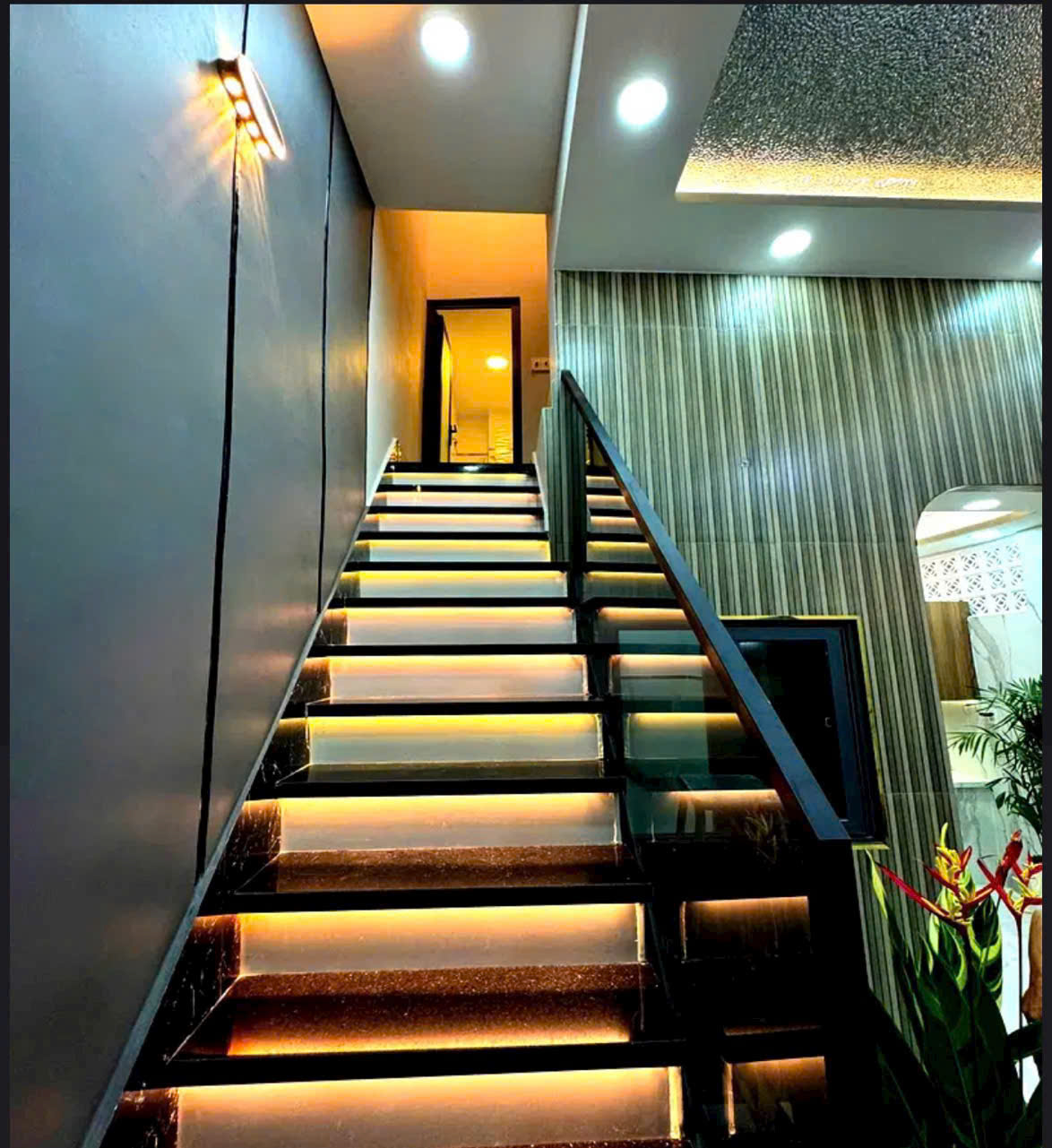 z5881573887356_1ac0252fda46a229ebee28f4b8cae7a7