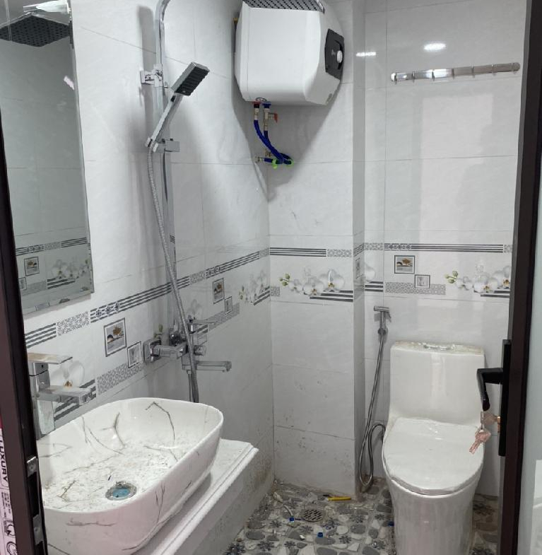 zoq-EEE7F6F2-m0ox0i3x_5_m0ox0i4m