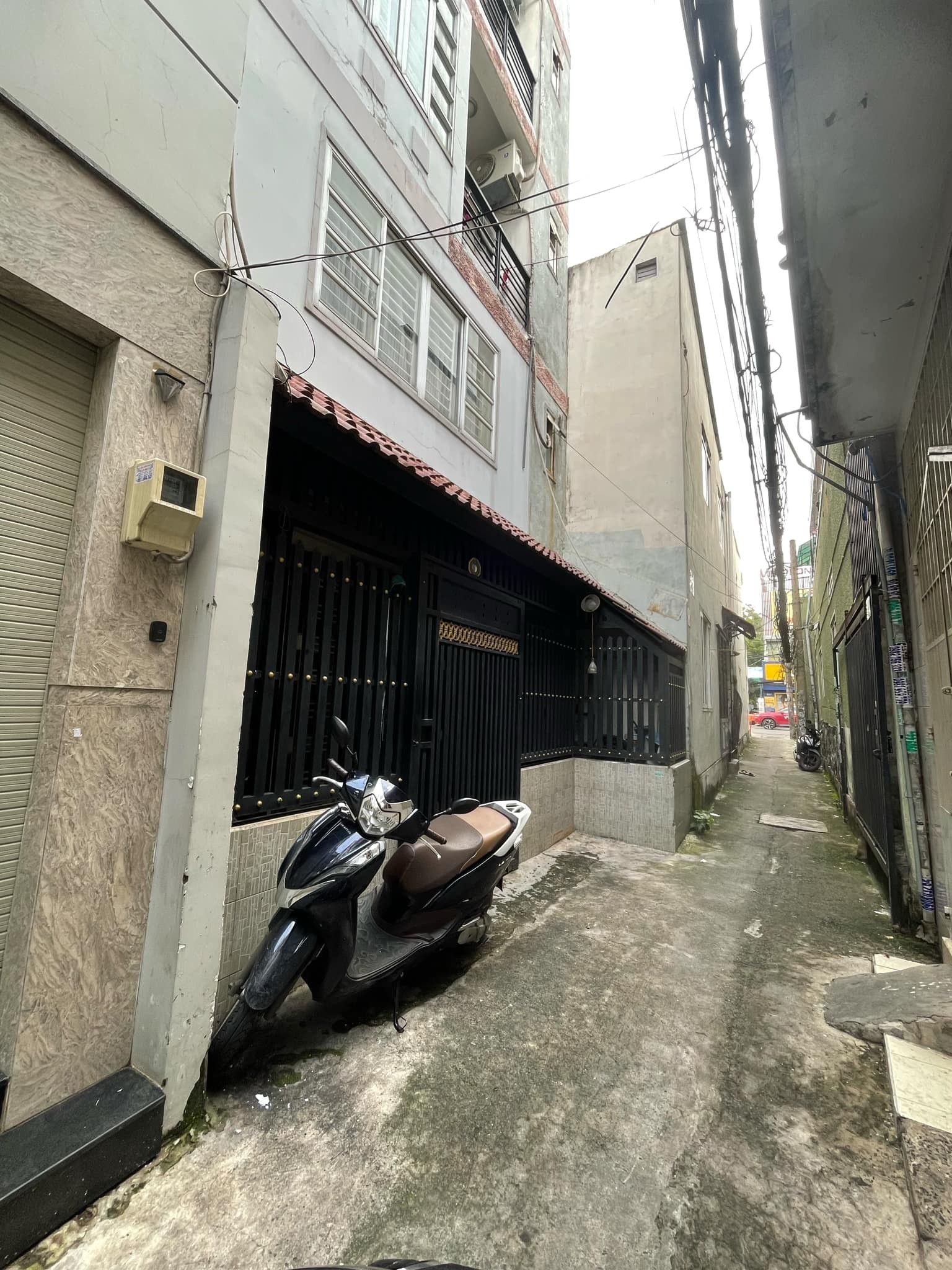 ban-nha-le-quang-dinh-01