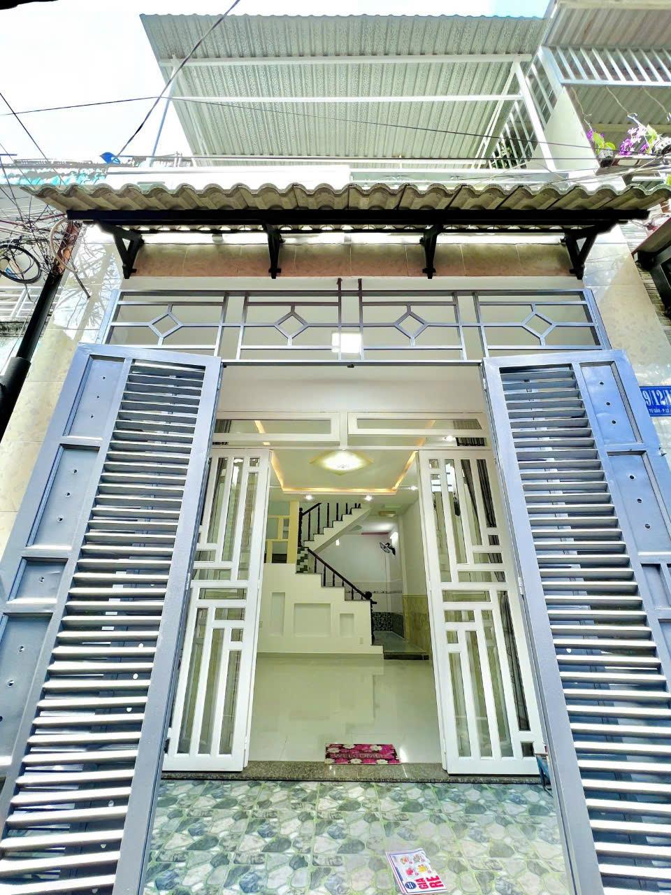 z5857976094030_78755eb6b2844bf4ad9781d402b3c0e1