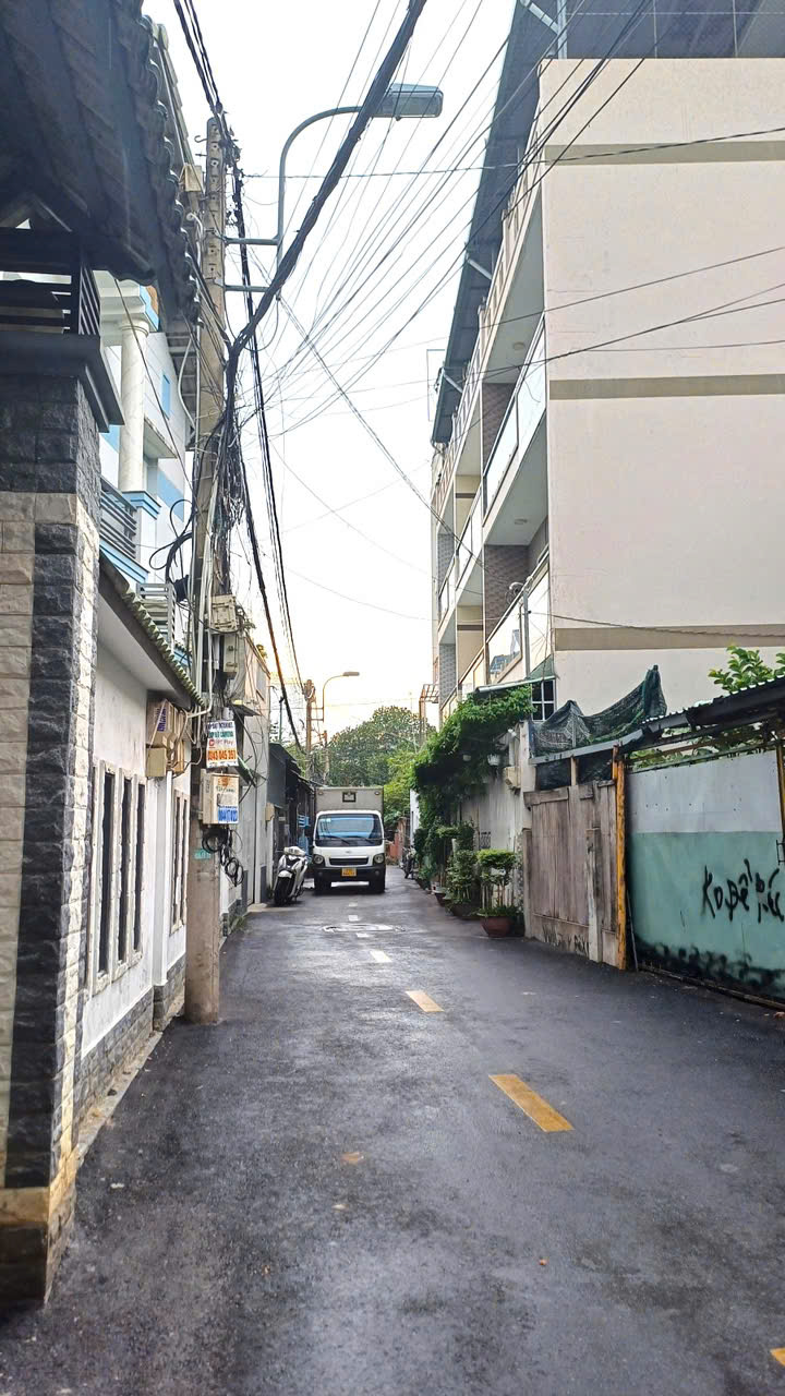 z5996122211259_5c9bbdada6b9d3798b4ad49a426529ff