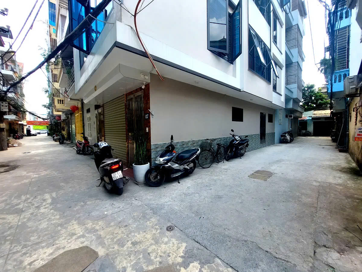 z6007816330961_bafbe73e536382a49424537bcc0fb756