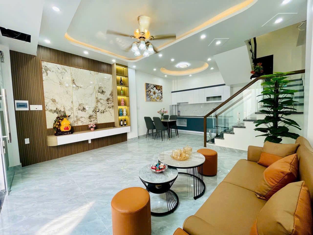 z6012382874670_1d384065db68a5aee2ec0077db497f08